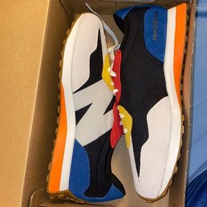 New Balance 327